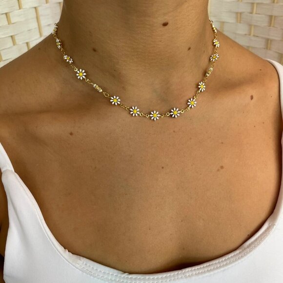 Nikki Smith Jewelry - Daisy White Choker